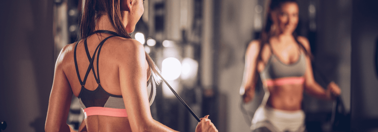 Warum Frauen keine Angst vor Krafttraining haben sollten: Mythen und Fakten